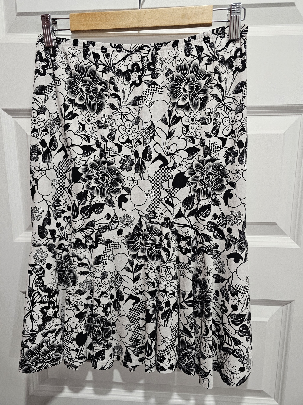 Conrsd C Black & White Floral Tiered Midi Skirt